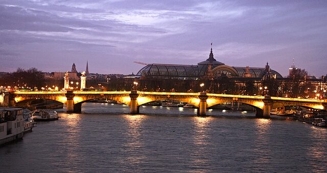 Bridges in Paris