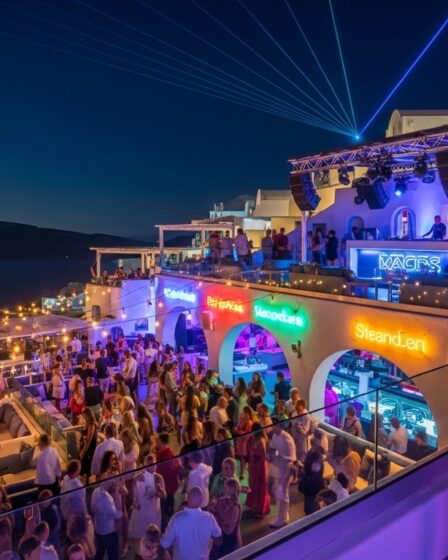 Nightclubs in Santorini